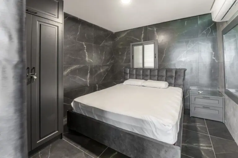 Grey Suite · תמונה 5