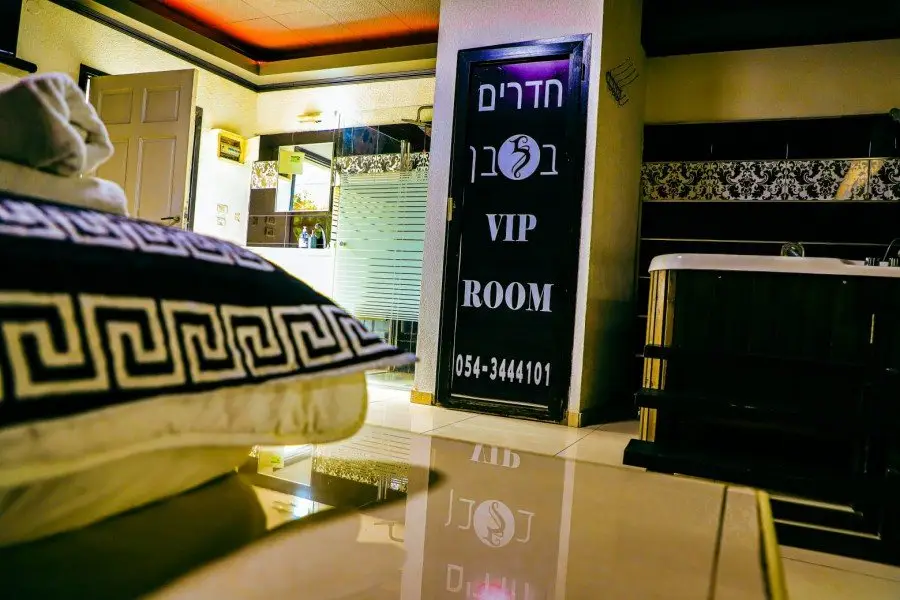 חדרים בלבן - חדר לפי שעה בחיפה
