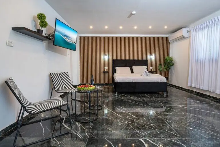 S.A.N SUITES