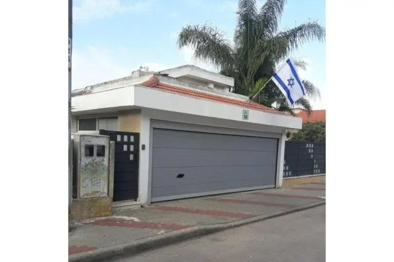 הדירה של יעקב · תמונה 3